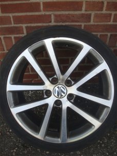 18’’Inch Originele Charleston Golf velgen en banden 5x112