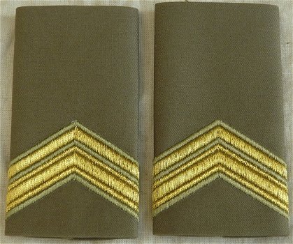 Rang Onderscheiding, Regenjas, Sergeant 1e Klasse, Koninklijke Landmacht, vanaf 2000.(Nr.1) - 1