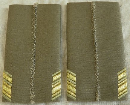 Rang Onderscheiding, Regenjas, Sergeant 1e Klasse, Koninklijke Landmacht, vanaf 2000.(Nr.1) - 2