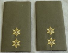 Rang Onderscheiding, Regenjas, Eerste luitenant, Koninklijke Landmacht, vanaf 2000.(Nr.1)