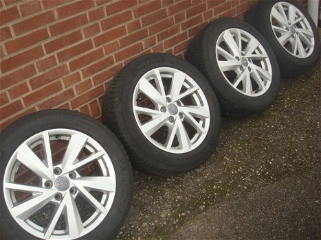 17 inch Original Audi Q2 T-ROC Ve;lgen en Banden Steek 5x112 - 2