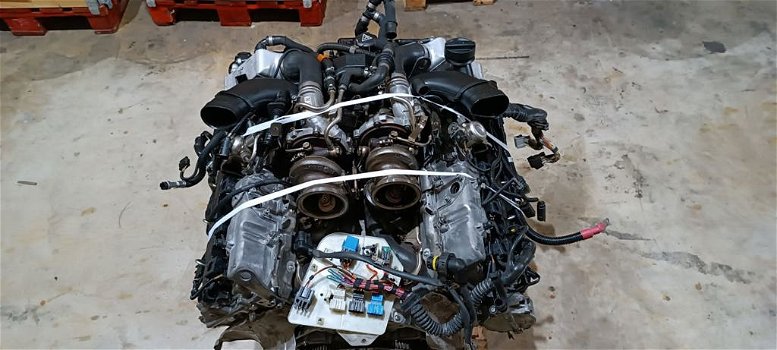 BMW 550i 2011 300kW Complete Engine N63B44A - 4