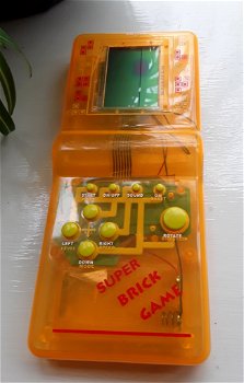 Super brick game - vintage handhold spelcomputer - 1