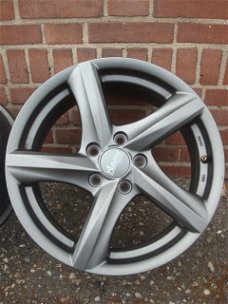 16’’Inch Advanti Racing Nepa Dark Antraciet Grijs 5x105