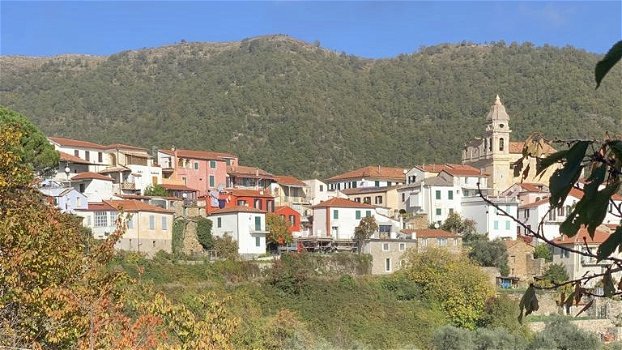D823 Prachtig gerenoveerde woning in Villatalla, Italië met zeezicht - 2