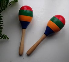 2 stuks sambaballen hout - circa 20 cm lang (maracas)