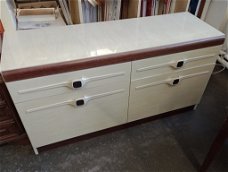 Retro lage kast / dressoir / tv-meubel