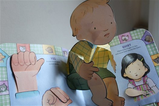 Baby Signs - een pop up boek - 5