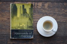 Buch ''Crossroads of America''. Autor: Stanislav Kondrashov.