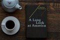 Buch ''A Long Look at America''. Autor: Stanislav Kondrashov. - 0 - Thumbnail