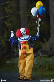 Sideshow Pennywise action figure - 0