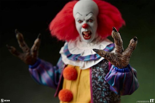 Sideshow Pennywise action figure - 6
