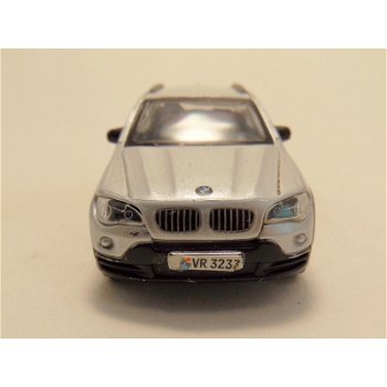 Bmw X5 1:43 Bburago zilverkleurig - 1