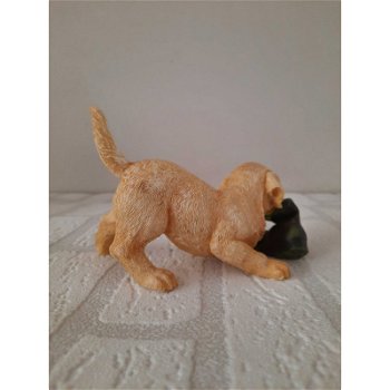 Labrador hond blond met laars The Leonardo Collection LP11666 - 2