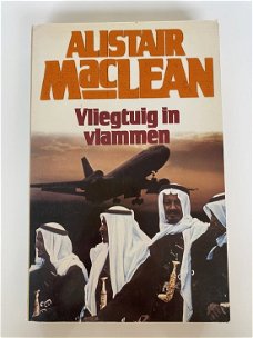 Alistair Maclean - Vliegtuig in Vlammen