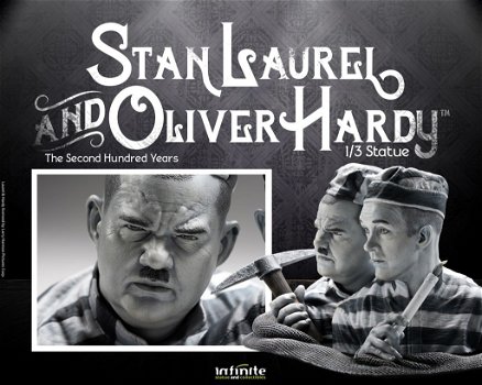 Infinite Stan Laurel and Oliver Hardy statue - 1