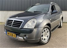 Ssangyong Rexton 2.7 XVT Autm ( Grijskent MARGE ! ) Apk Xenon Leer 4x4 Trekhaak