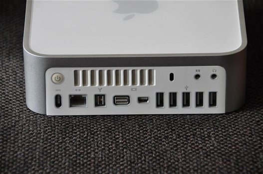Mac Mini YM008B8M9G5 en Apple Mighty Usb Mouse en Videoadapter Enz. - 7
