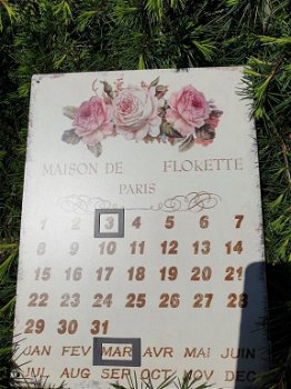 Kalender van metaal , roze bloemen - 6