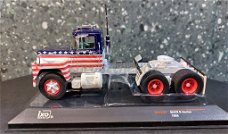 Mack R series 1966 blauw/wit 1:43 Ixo V995