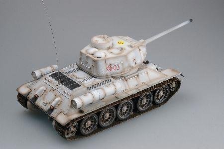 RC tank Russische T34/85 met infrarood schietfunctie nieuw - 1