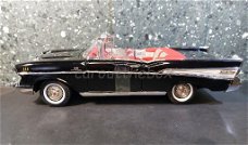 Chevy Bel Air JAMES BOND 1:18 Auto World AW054