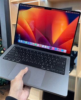 Apple Space Gray MacBook Pro (14-inch, M3, Nov 2023) just like new - 0