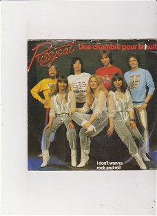 Single Pussycat - Une chambre pour la nuit