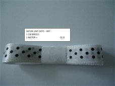 satijn lint wit dots 0,15 per meter of 13 stuks voor 1,75