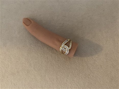 Gouden coco letter ring met strass steentjes one size - 0