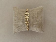 Gouden letter bolletjes armband verguld en verkleurd niet