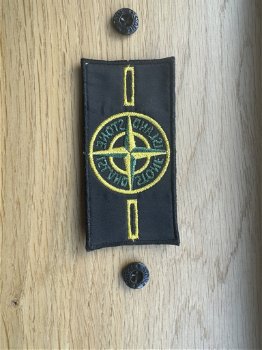 Nieuwe Stone Island Badge incl 2 knopen! - 1