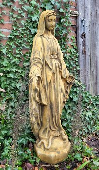 Mariabeeld tuinbeeld - 1
