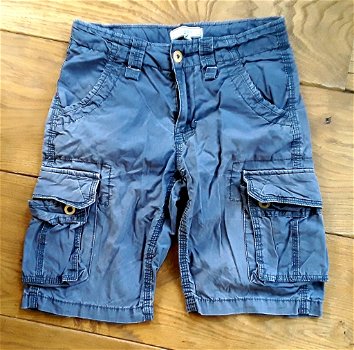 Stoere short / korte broek - 0