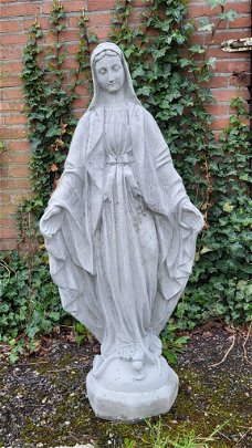 Tuinbeeld Maria