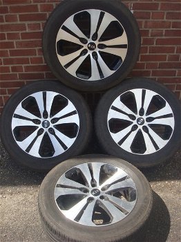 18’’search Kia Sportage LM Velgen en Zomerbanden 5x114.3 - 4