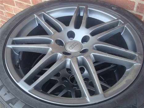 19 Inch Originele RS4 Antraciet search Audi TT Velgen Steek 5x112 - 7