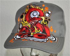 Baseball cap pet met geborduurde snake