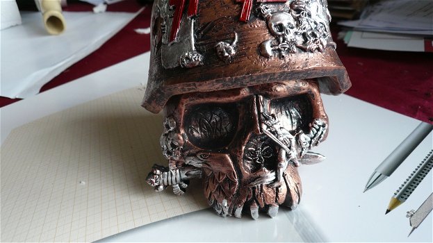 Slayer schedel met duitse helm / voorraadpot - 2