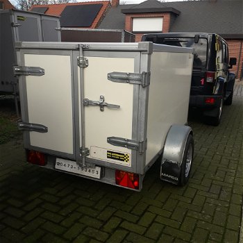 gesloten aanhangwagen - 2