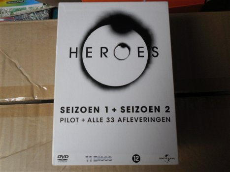 DVD : Heroes seizoen 1 en 2 - 0