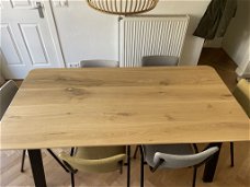 Eikenhouten Eettafel