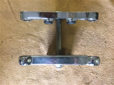 T-stuk, balhoofdplaten harley softail twincam vanaf 2000, voor 41mm voorvork - 0