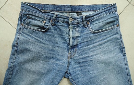 Te koop gedragen blauwe spijkerbroek van H&M (maat: 36). - 3