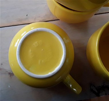 Vintage gele koffiekopjes - EIT English Ironstone Tableware - 4