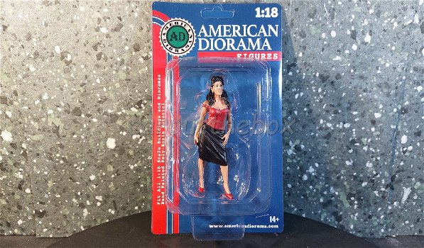 Diorama figuur Hanging out 2 ROSA AD481 1:18 American Diorama - 2
