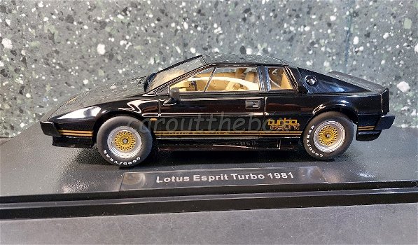 Lotus Esprit Turbo 1981 zwart 1/18 KK Scale - 0