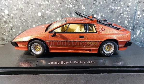 Lotus Esprit Turbo 1981 copper 1/18 KK Scale - 0