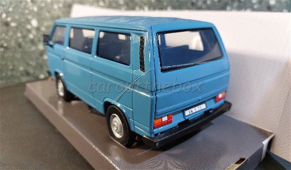 Volkswagen T2 blauw 1/24 Motormax - 2