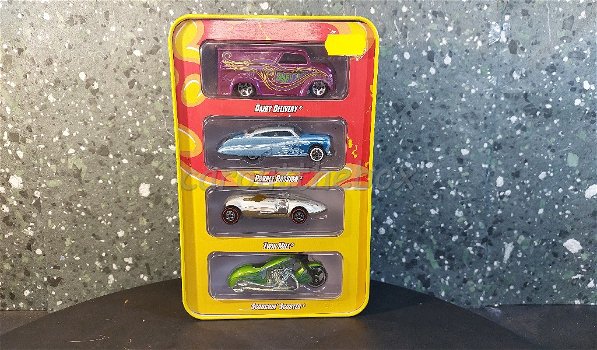 Hotwheels - Classic 40th anniv. In tin box geseald - 0